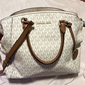 Michael Kors Riley purse
